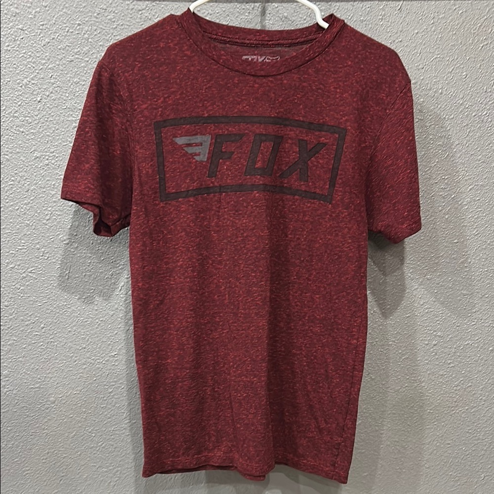 Fox Red Short Sleeve Tee with Graphic Design Size S